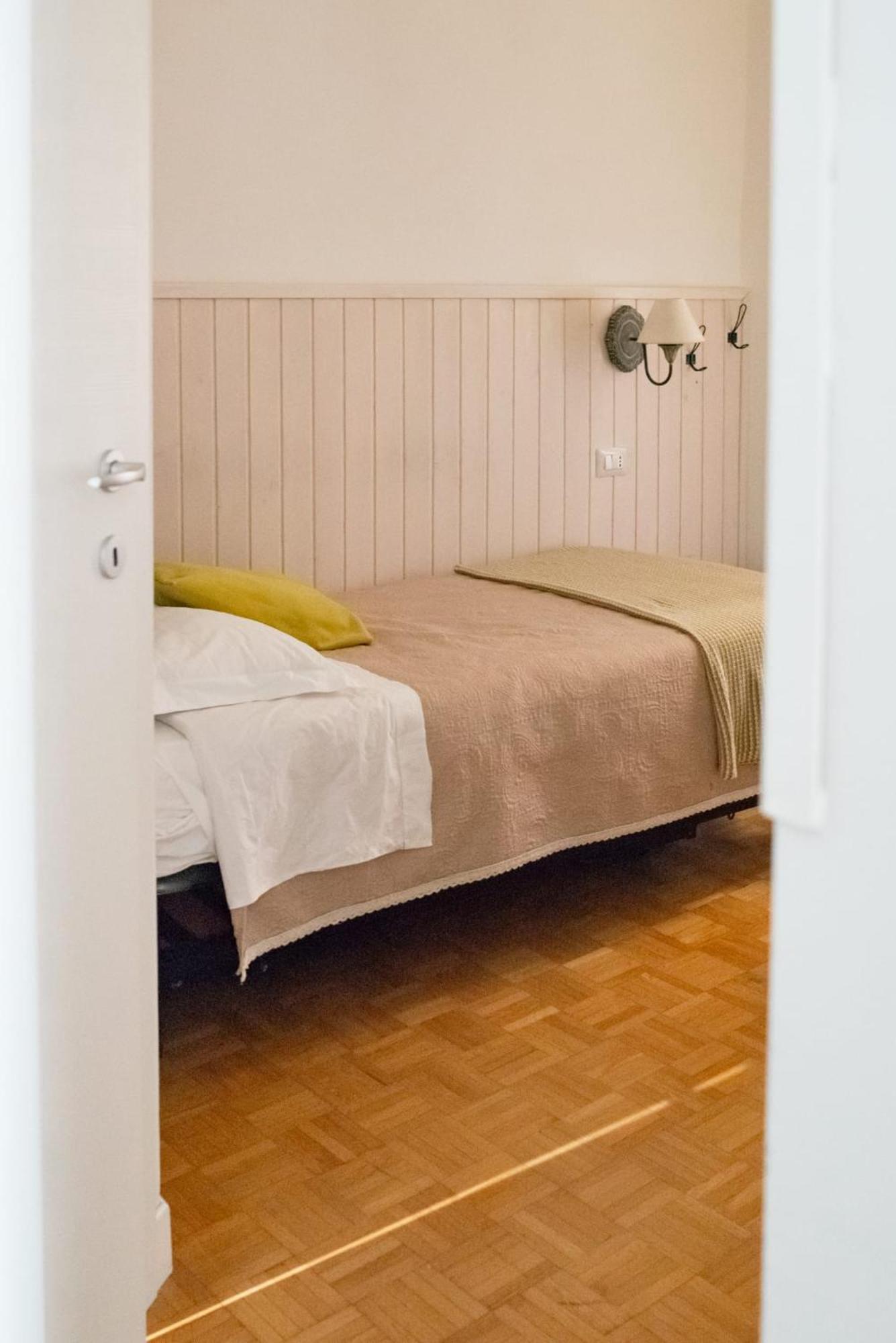 Residenza I Rioni Guesthouse Roma Exterior foto